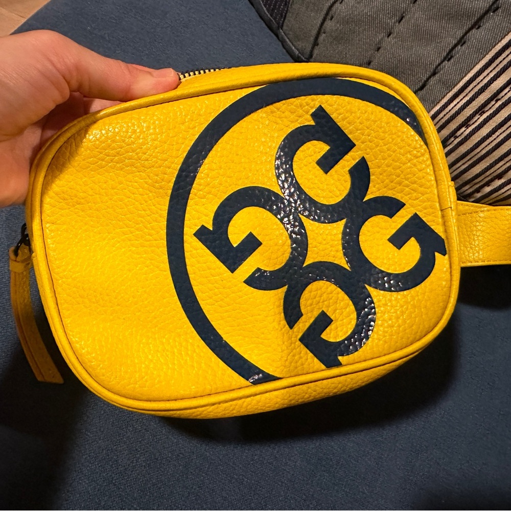NWOT G/FORE FANNY PACK YELLOW